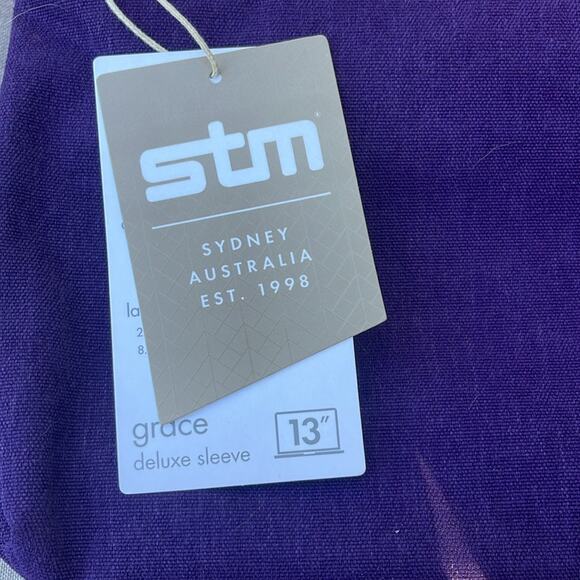 STM purple pink "GRACE" deluxe laptop sleeve bag NEW (fits 13 inch screen) - Picture 4 of 9